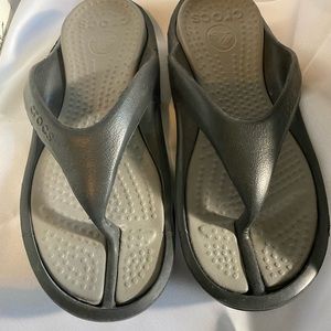 Crocs Athens Flip-flops Women size 12 Men size 10 Black and Gray